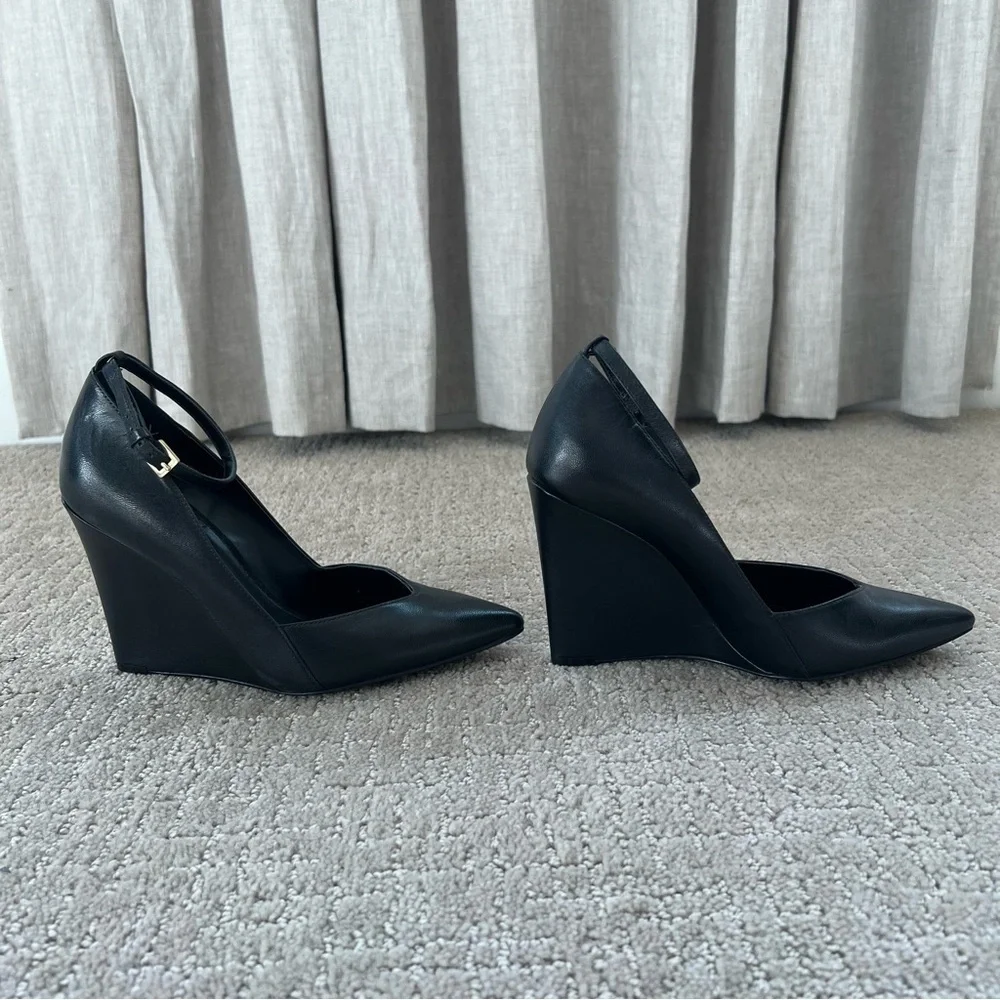 Nine West Eviee Black Leather Wedge Pumps